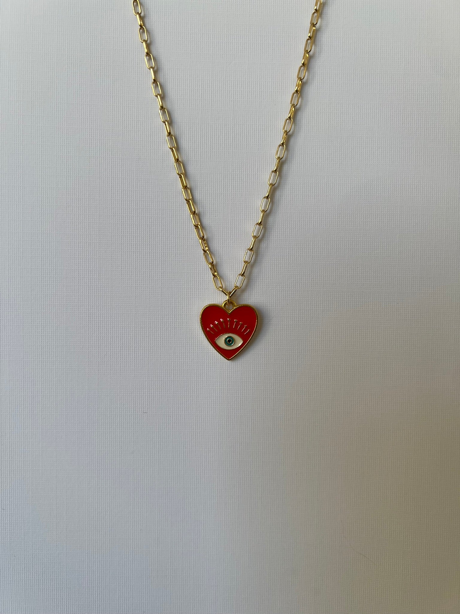 Collar Corazón Ojo Protector