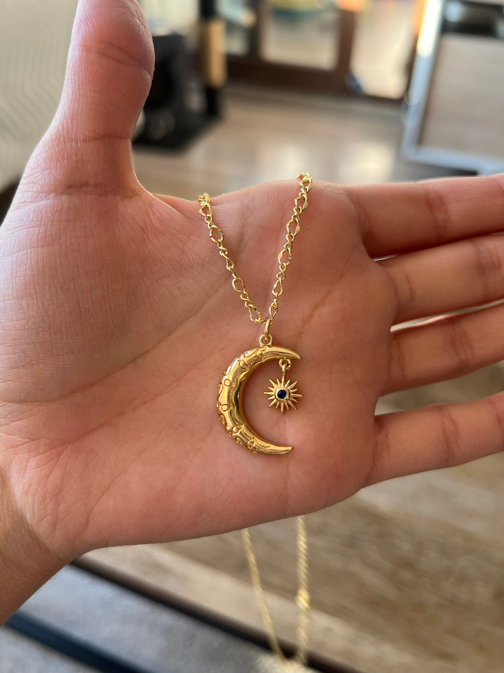 Collar Moon & Star Gold