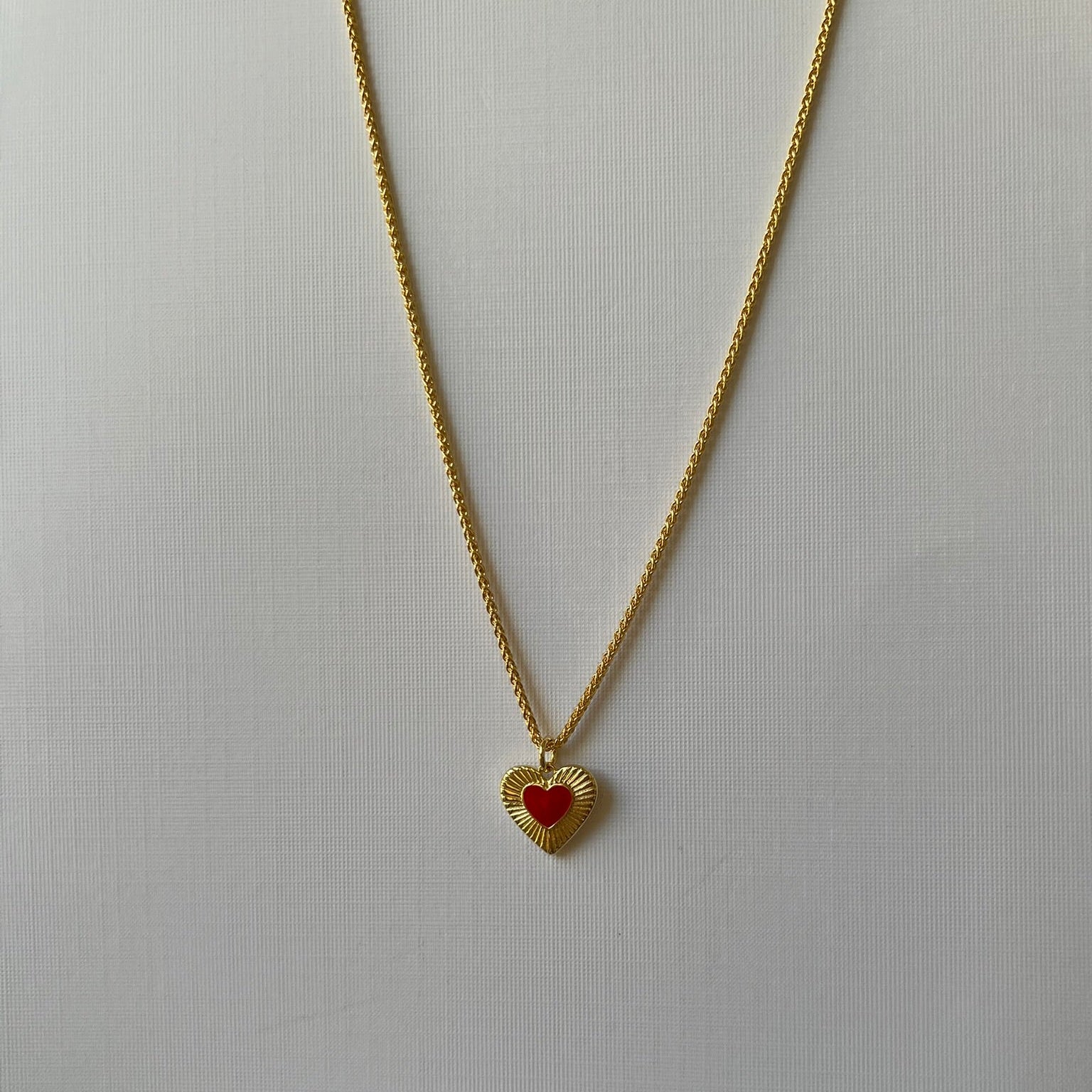 Collar Red Heart Glow