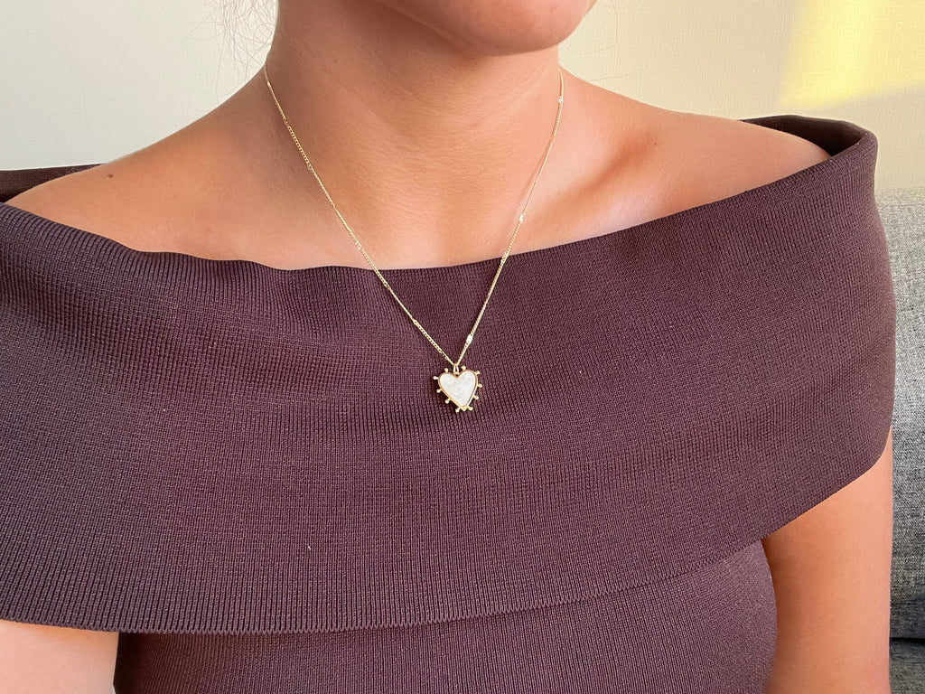 Collar White Heart Gold