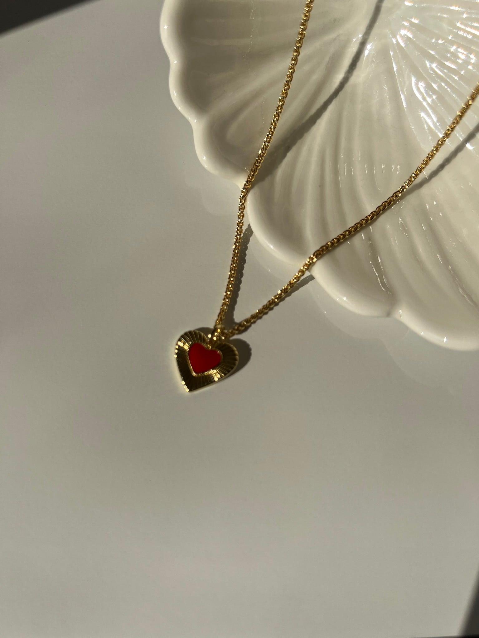 Collar Red Heart Glow