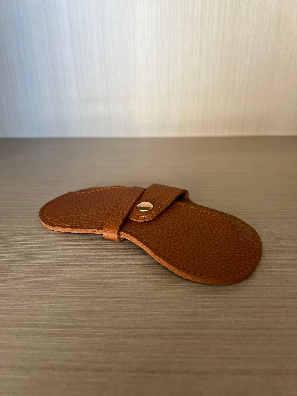 Porta Lentes de Sol Slim & Chic
