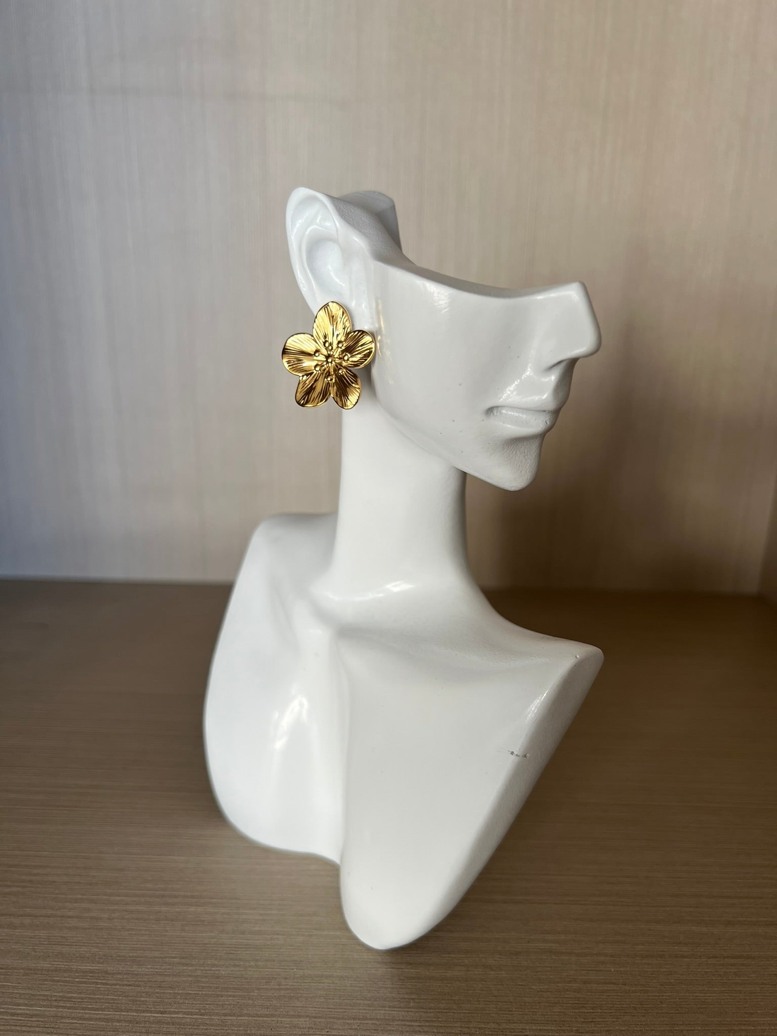 Aro Flor Acero Inoxidable Baño Oro