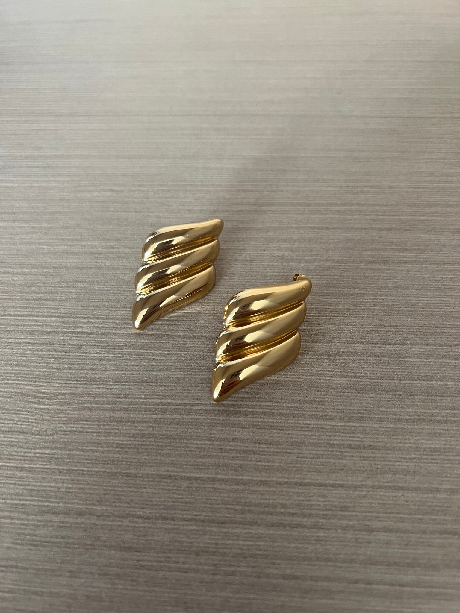 Aro Ondas Acero Inoxidable Baño Oro