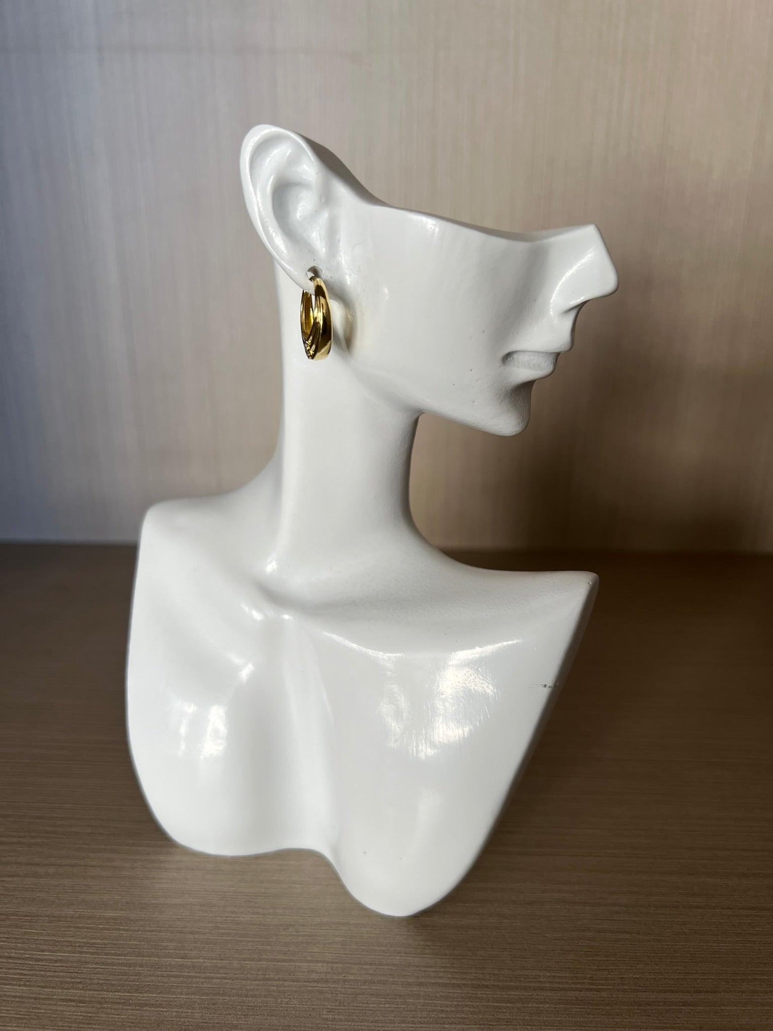 Aro Huggie Acero Inoxidable Baño Oro